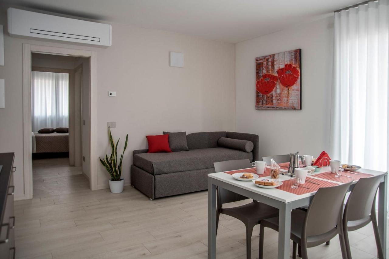 Camelot Red - Appartamenti Верона Экстерьер фото