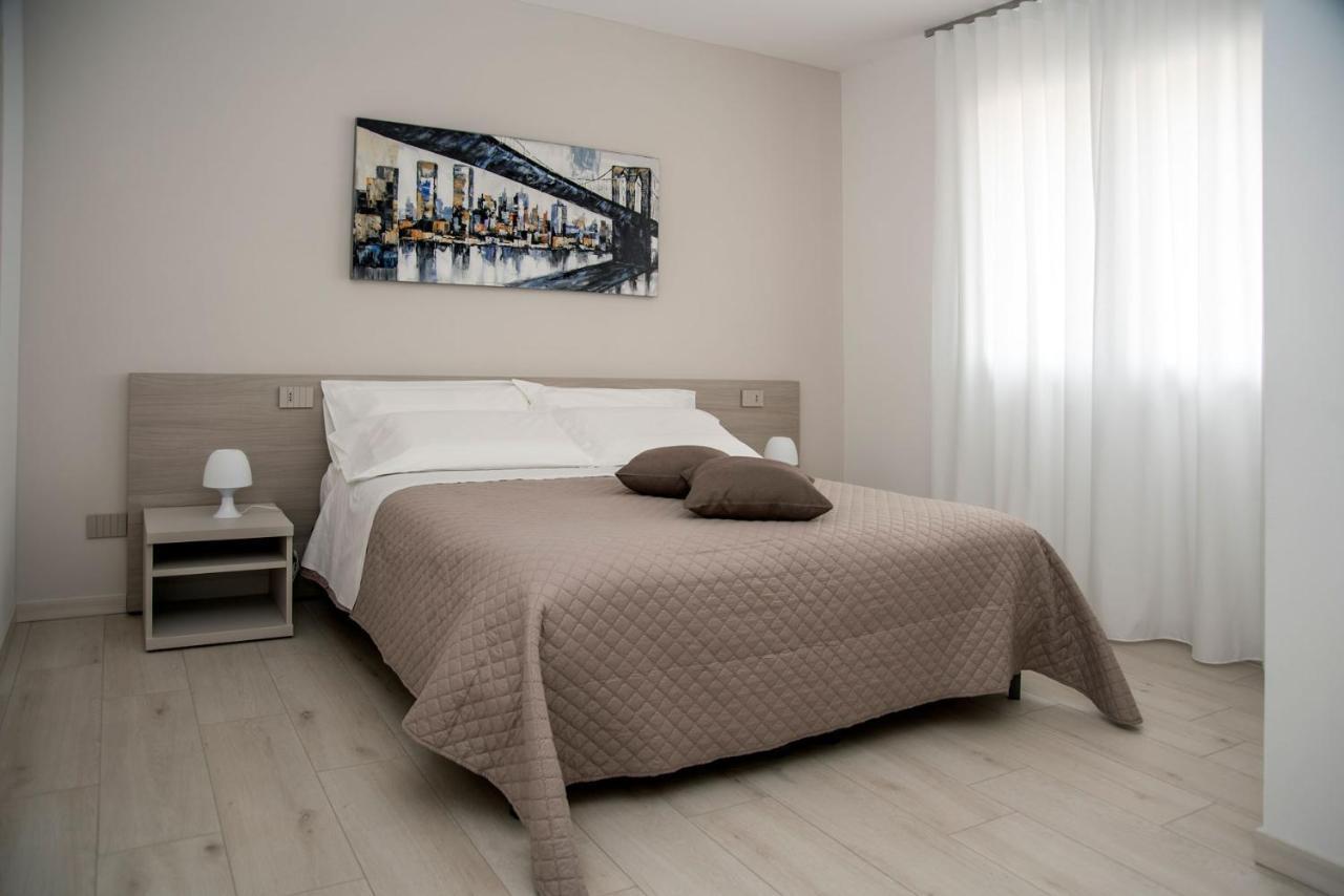 Camelot Red - Appartamenti Верона Экстерьер фото