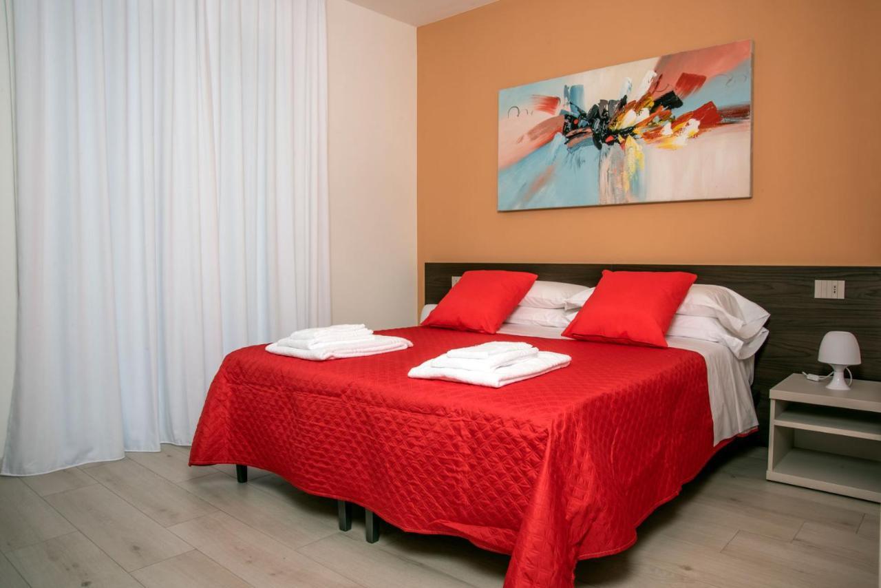 Camelot Red - Appartamenti Верона Экстерьер фото
